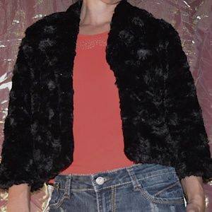 CUTE FLUFFY FAUX FUR JACKET